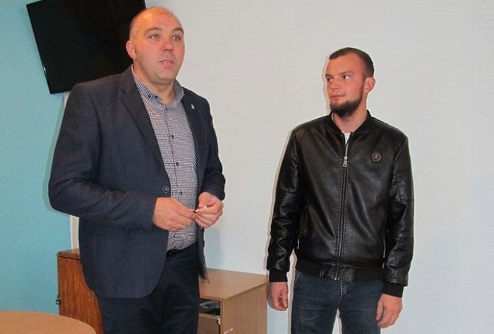 Щасливий, бо має квартиру